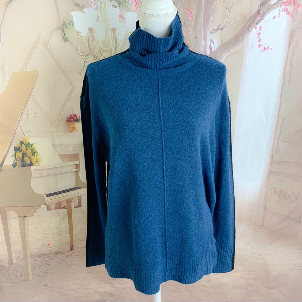SOLD Athleta Transit Color block Wool Turtleneck Sweater - Picture 2 of 11